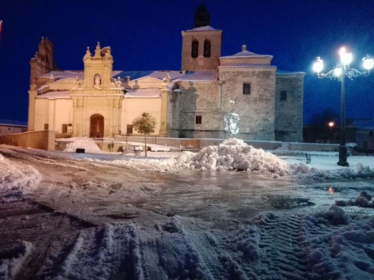 La Casita De Adanero Lägenhet Exteriör bild